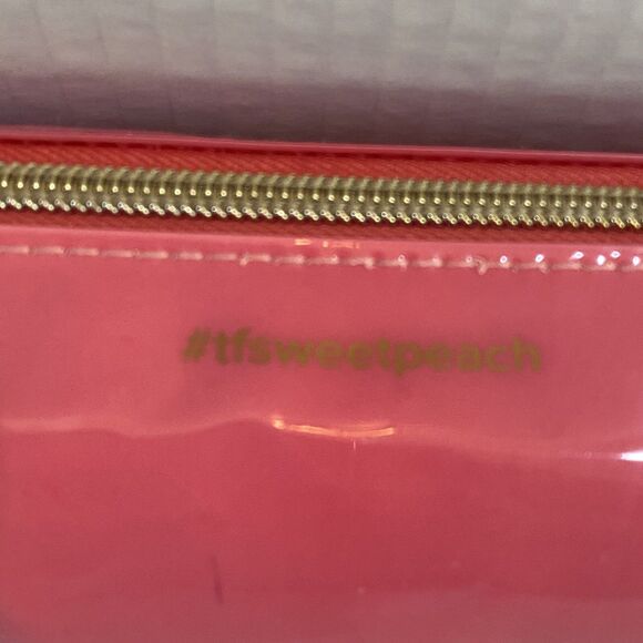 Too Faced Sweet As A Peach Pouch Makeup Bag Or Pencil Case AUTHENTIC 100% - Picture 4 of 8